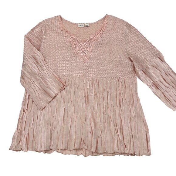 Cato Woman 18/20W Pink Textured Pleated Tunic Blouse 100% Polyester 3/4 Sleeves - Picture 1 of 5